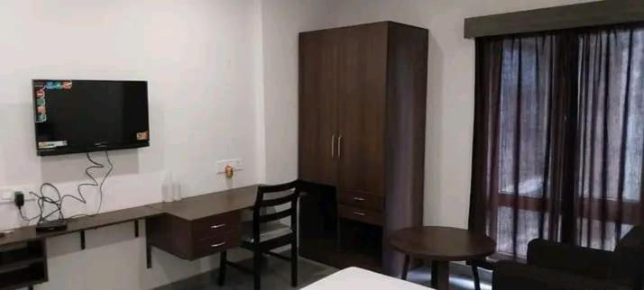 Hotel East International Tinsukia Екстер'єр фото
